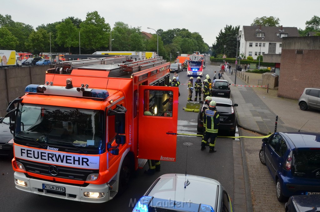 Feuer Koeln Porz Gremberghoven Oberstr P65.JPG - Miklos Laubert